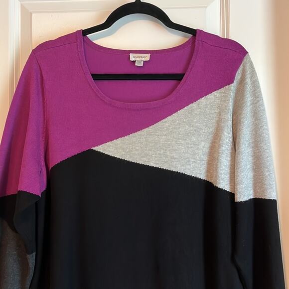 ⚡️ 3 for $30 ⚡️ Avenue Long Sleeve Color Block Sweater - Picture 2 of 10